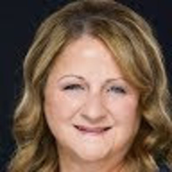 Meet your Posher, Angie - Picture 1 of 1